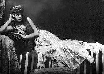 Lillie Langtree cigar box label